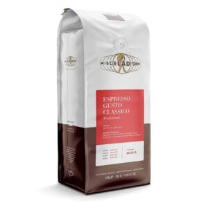 Miscela D’Oro Gusto Classico 1 kg bag of Italian espresso whole coffee beans – medium roast blend with rich crema, full body and notes of roasted nuts and dark chocolate